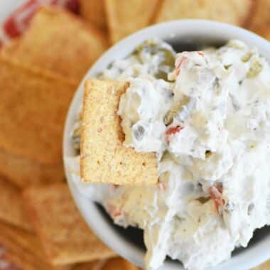 Olive-dip-with-crackers