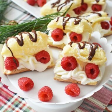 Chocolate and Raspberries Cream Puffs1