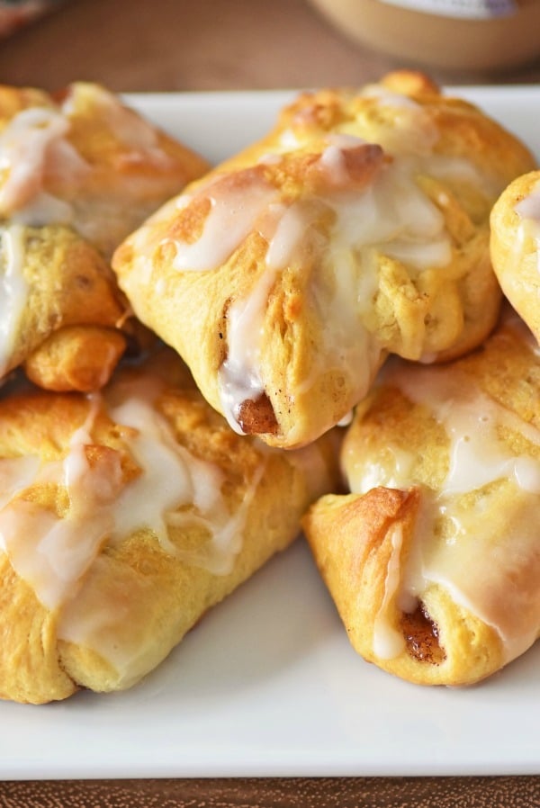 Apple-Pie-Crescent-Roll-Turnovers