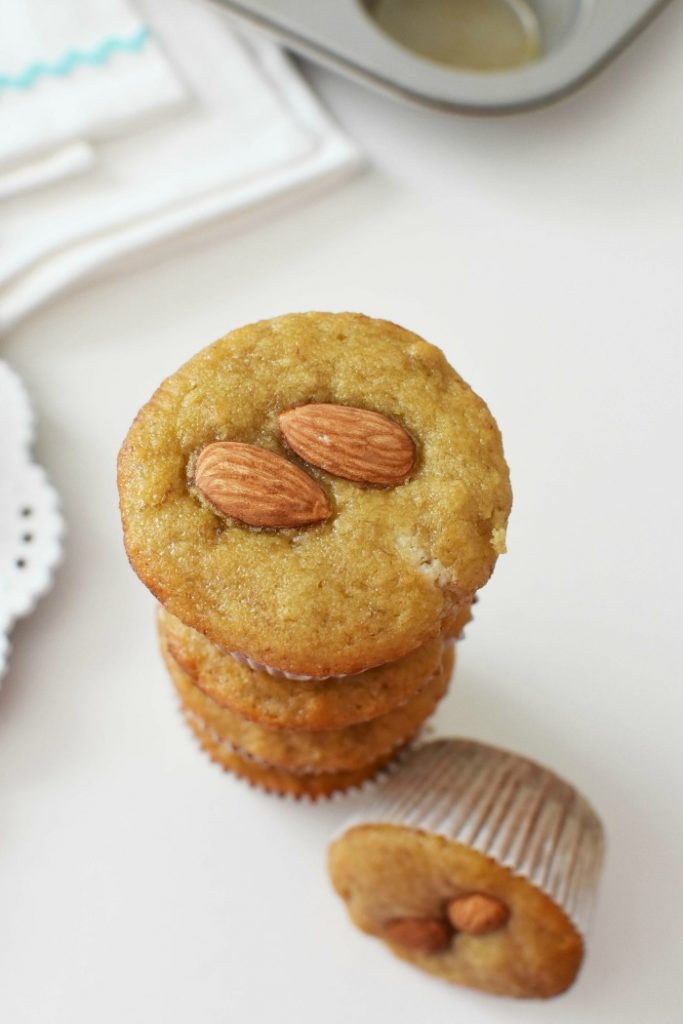 Moist Almond Flour Banana Muffins! (Paleo & GlutenFree) Sizzling Eats