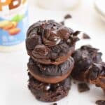 chocolate flourless muffins 1
