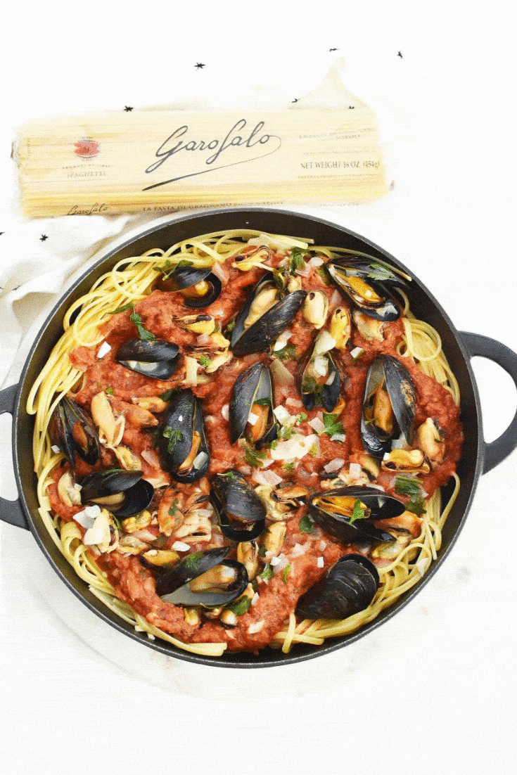 Mussels Pasta Recipe (with Red Sauce)