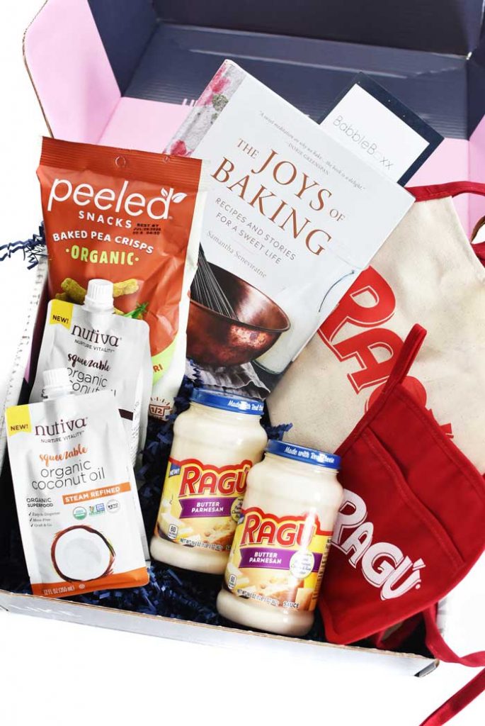 3 Easy Food Gift Basket Ideas (50+ Filler Ideas) - Sizzling Eats