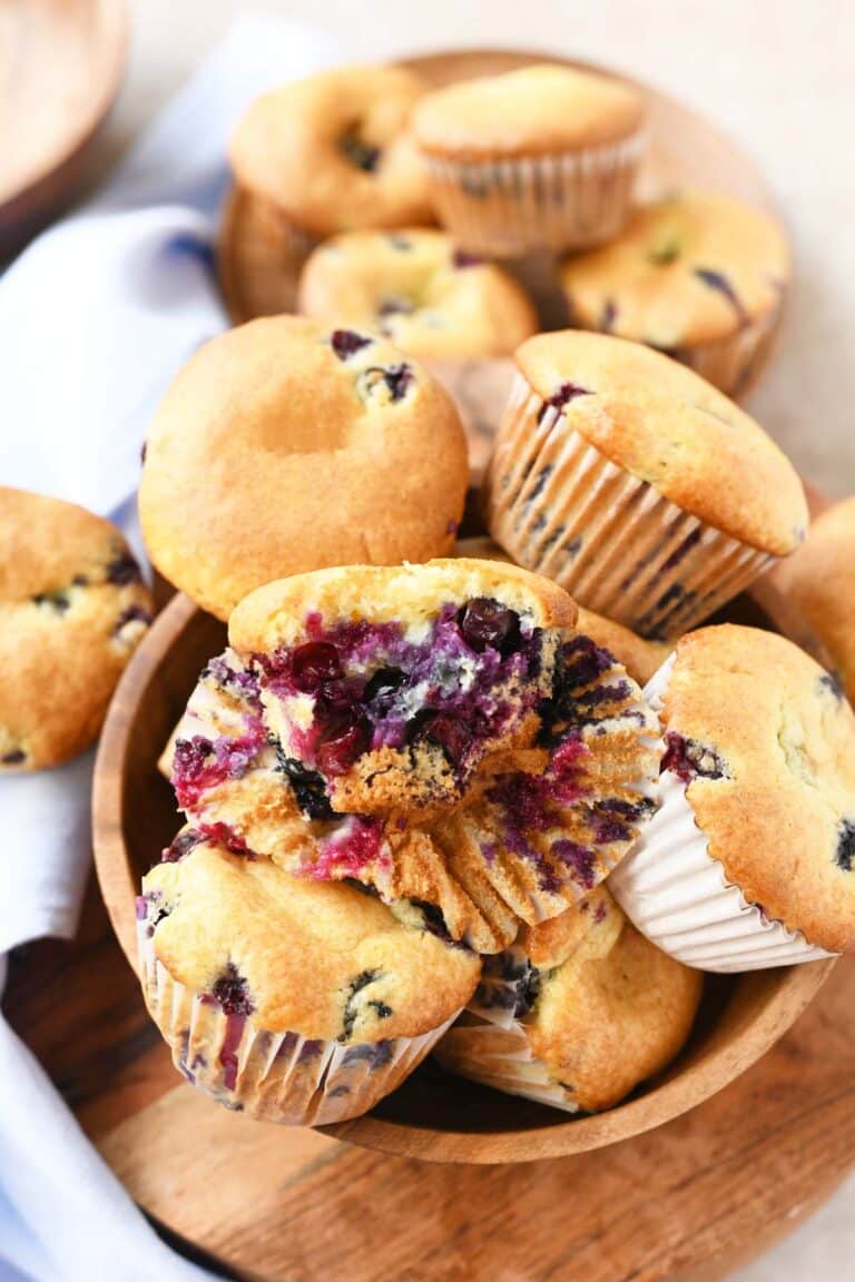 Easy &amp; Moist Cake Mix Blueberry Muffins - Sizzling Eats